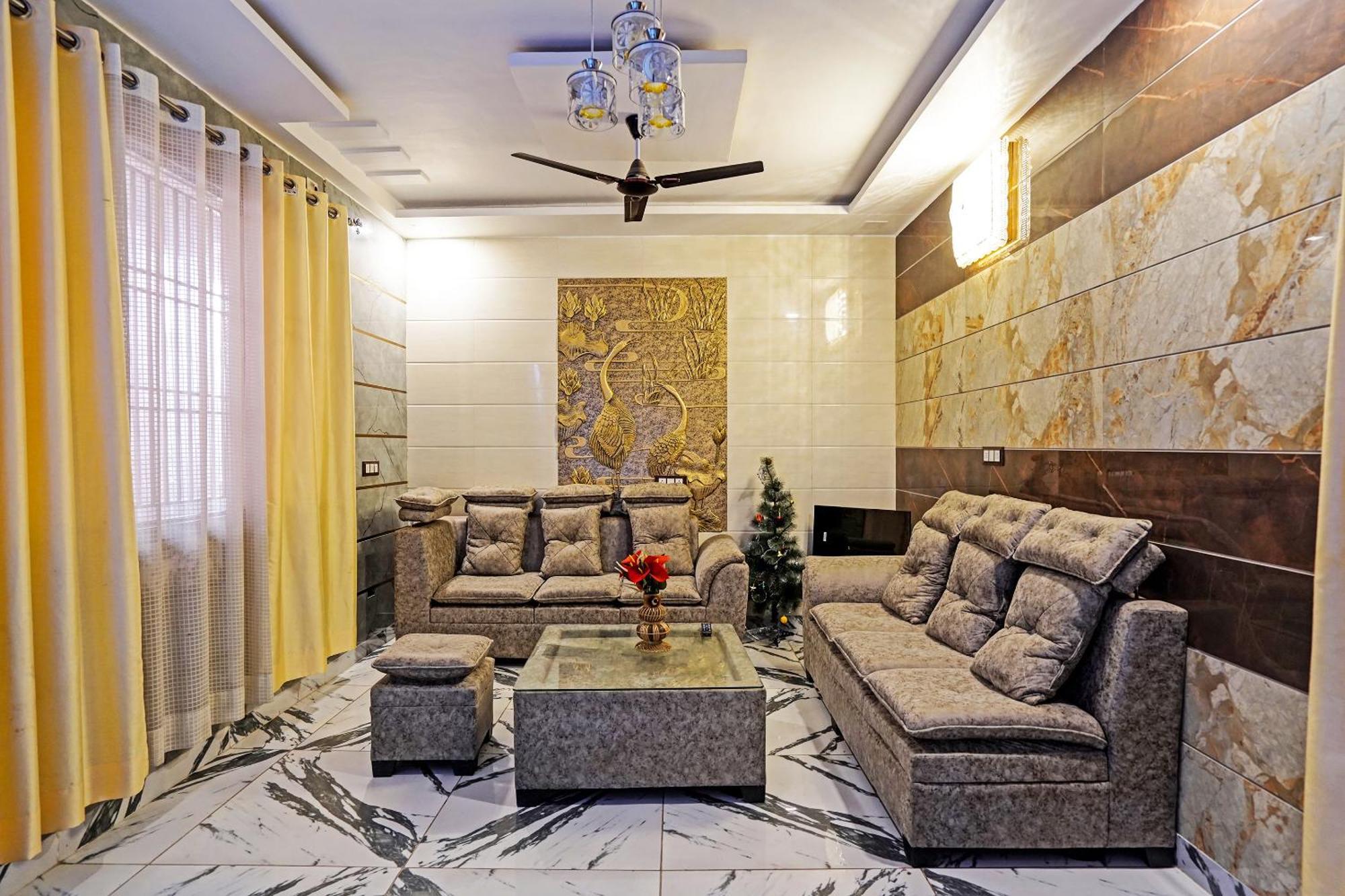 Hotel Play- Platinum Sector144 Couple Friendly Noida Zewnętrze zdjęcie